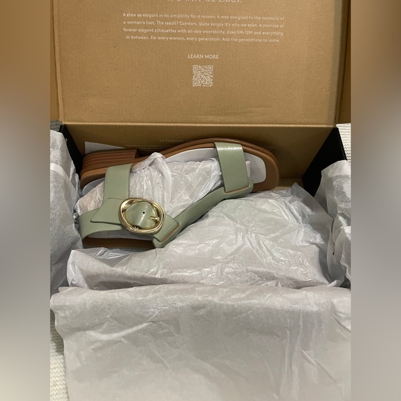 Naturalizer Women's Brandy T-Strap Buckles Low Block Heel Sandal Shoe - Picture 10 of 13